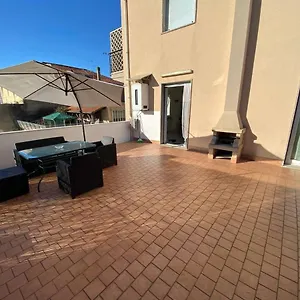https://casetta-al-mare-albisola-superiore.hotelitalianriviera.com